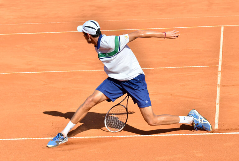 7 Best Clay Court Tennis Shoes (2022) Dad Racket