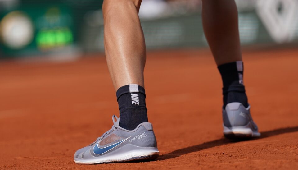 7 Best Tennis Shoes For Wide Feet (2023) A Complete Guide